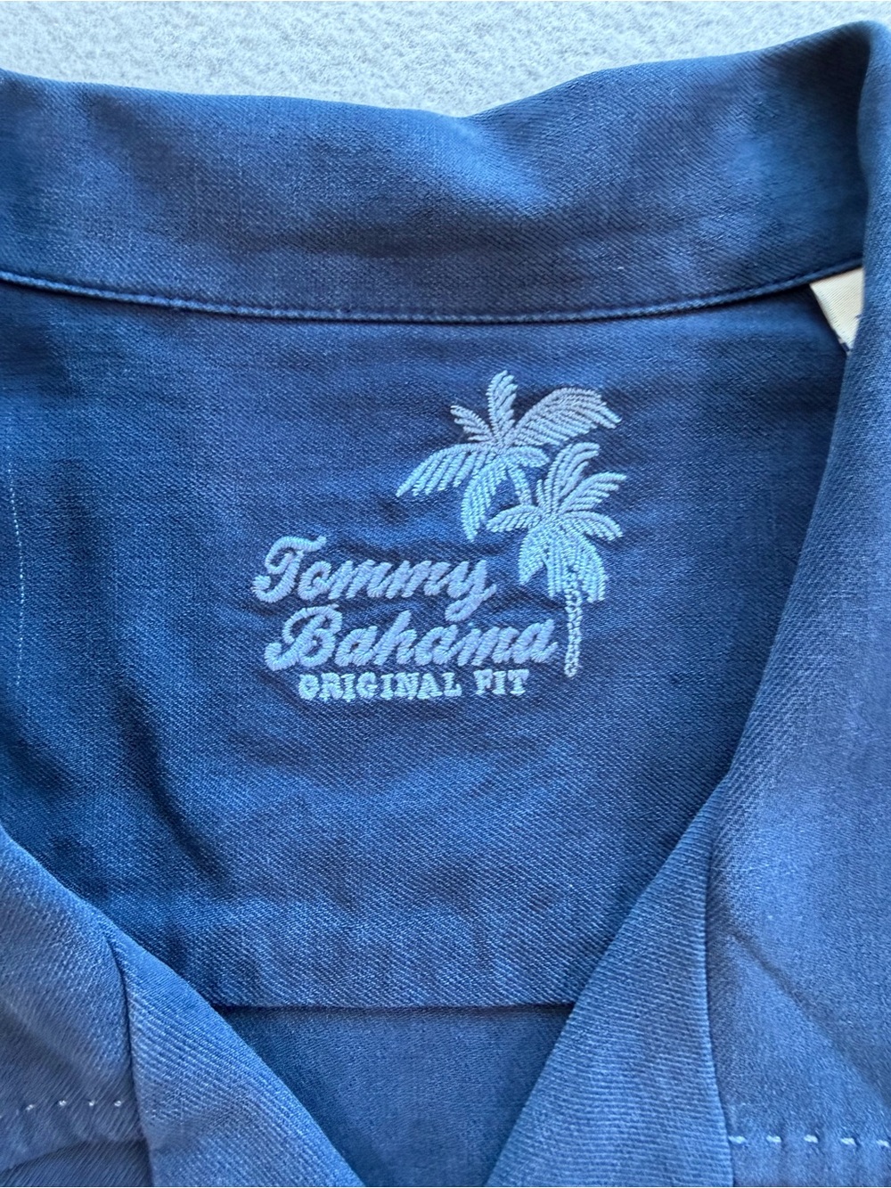 Tommy Bahama Original Fit Blue 100% Silk Camp Shirt XXL - Picture 7 of 12